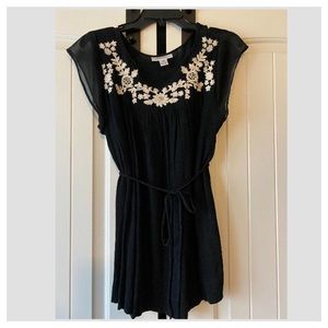 Motherhood Maternity summer shirt